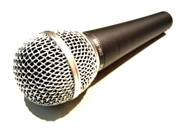 2.4 Mikrofon dynamiczny MASTER VOICE DM100