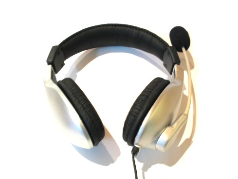 1.4 S�uchawki z mikrofonem Deluxe DHP-721MIC