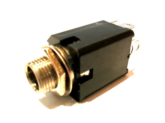 1.2 Gniazdo Jack 6,3 mono monta� czo�.
