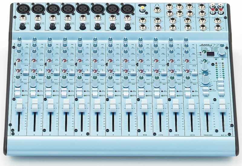 3.2 Mikser ALESIS MULTIMIX 16USB